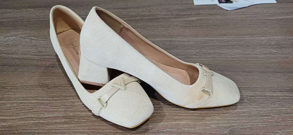 Обувки MARCO TOZZI ЕСТЕСТВЕНА Кожа и Декорации! НОВИ! №37!