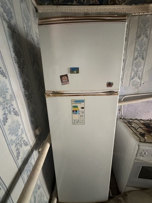 Продам холодильник