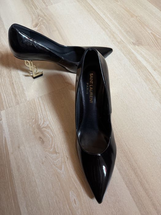 Токчета Saint Laurent Opyum