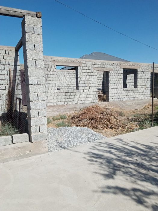 Уй сатылады  тез арада