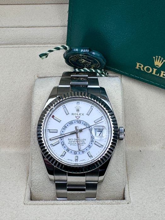 Ceas Rolex Sky Dweller otel