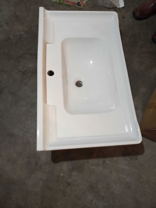 мивки за баня и кухненски бойлер