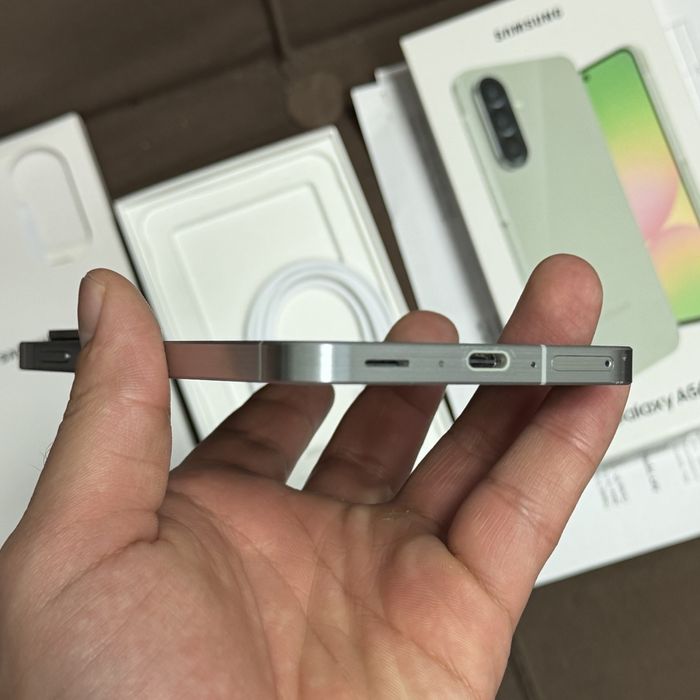 Samsung A56/256GB/на Гарантии