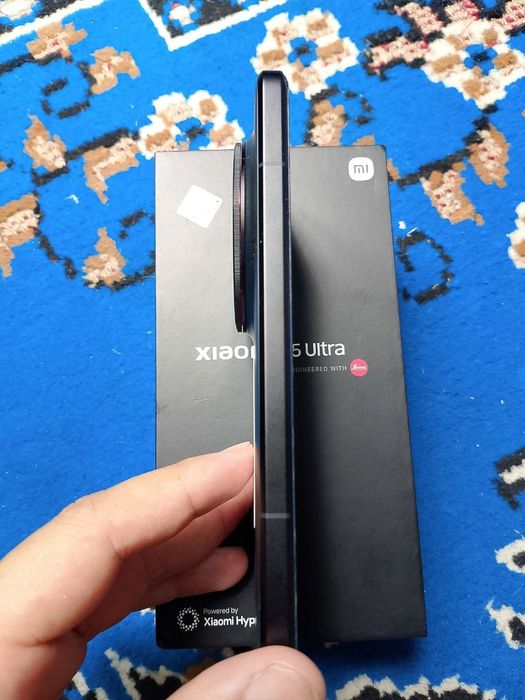 Xiaomi 15 ultra 12/256 China version.