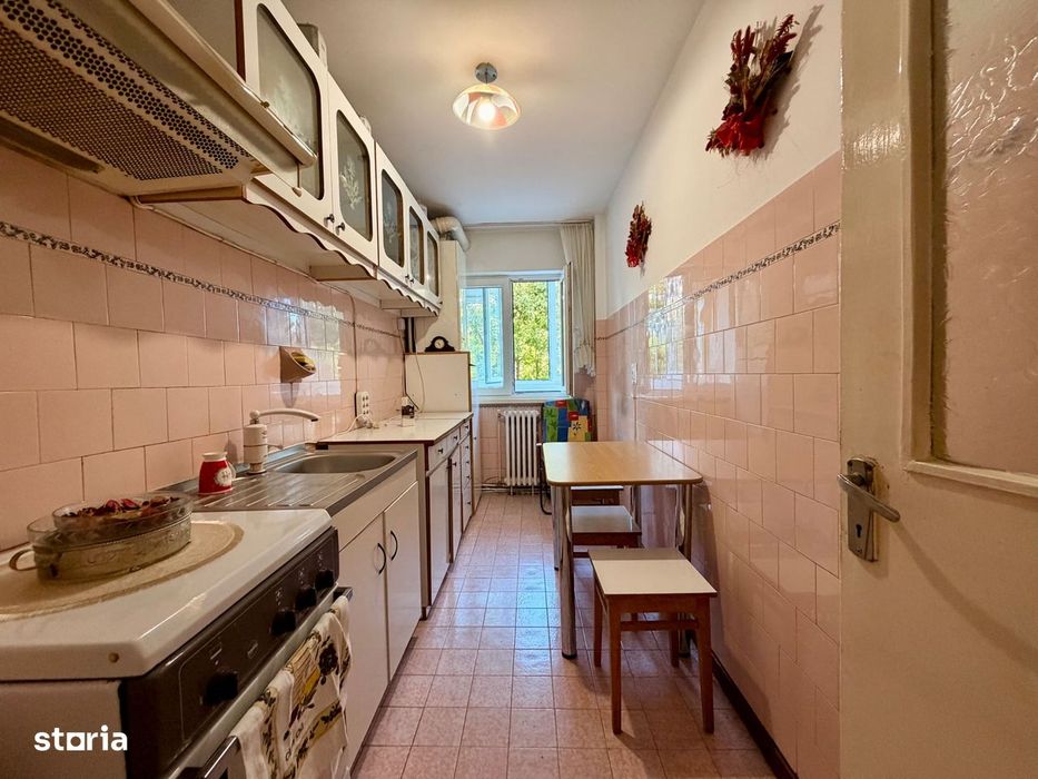 3 camere, 74 mp + 3 balcoane | etaj 3/10, zona Parâng