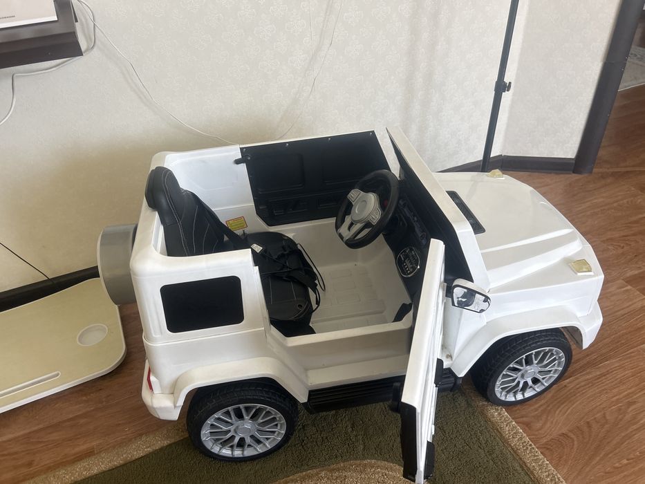детский электромобиль внедорожник в стиле G-Class