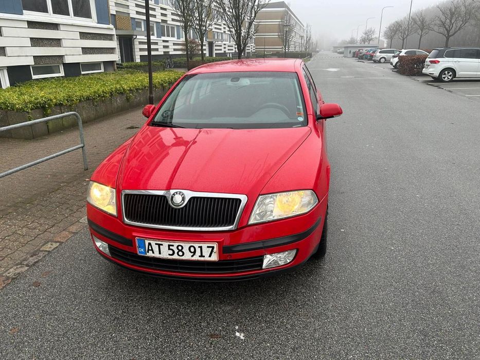 Dezmembrez Skoda octavia 2 bkc, Skoda Superb 1 și skoda fabia 1,2