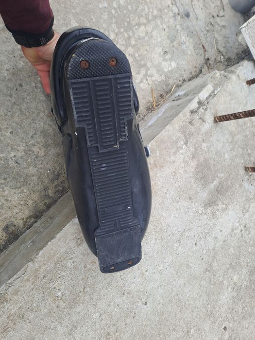 Clapari ski schi Lange Athos marime mondo 30