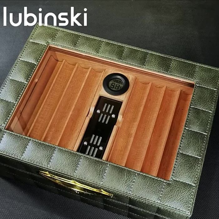 Хумидор  Кедър и кожа  Lubinski 50 пури, Хидрометър и овлажнител