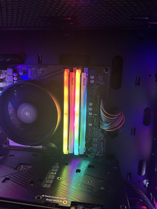 Memorie RAM XPG Spectrix D60g RGB White 8GB DDR4 3600MHz CL18 perfect functionali