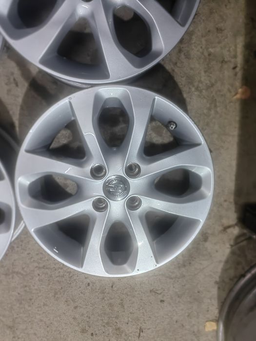 Оригинални джанти за Нисан (NISSAN) 15" С ДАТЧИЦИ