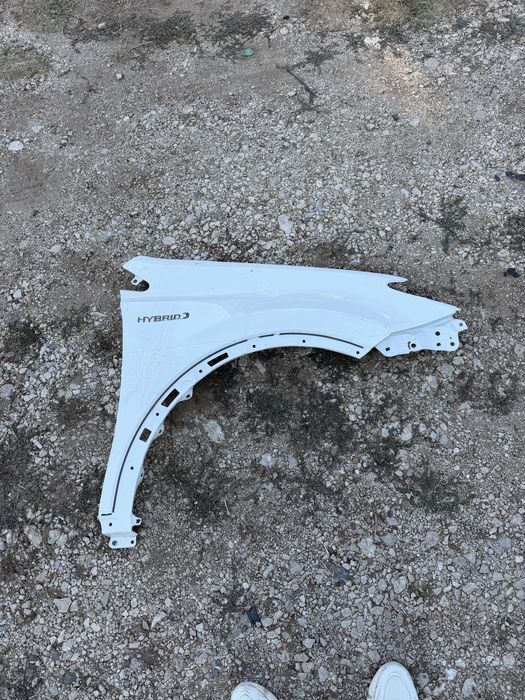 Преден десен калник toyota Rav 4 2012-2018