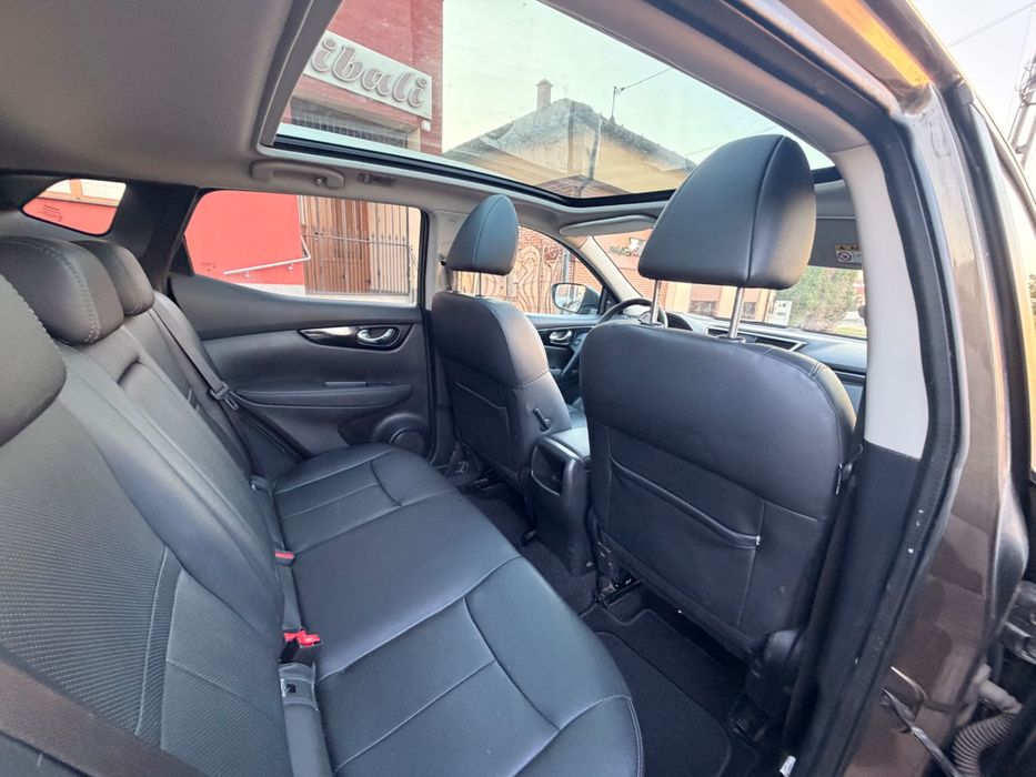 Nissan qashqai 1.6dci full full nu-i lipsește nici o dotare