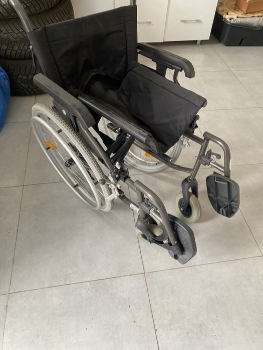 Продам ивалидную каляску