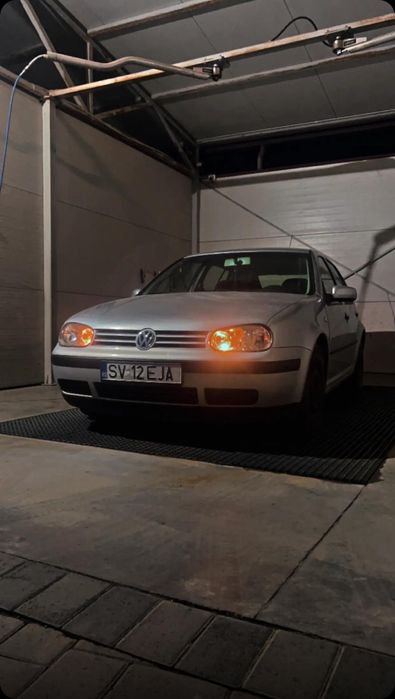 Vand golf 4 1.4 benzina