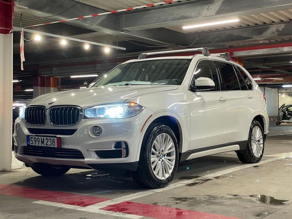BMW X5 40E хибрид
