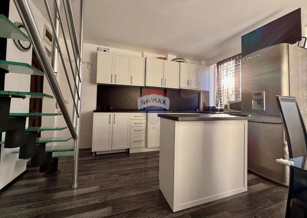 Дава се под наем Многостаен апартамент в Балчик - 92 кв.м за 550 € - Снимка #3