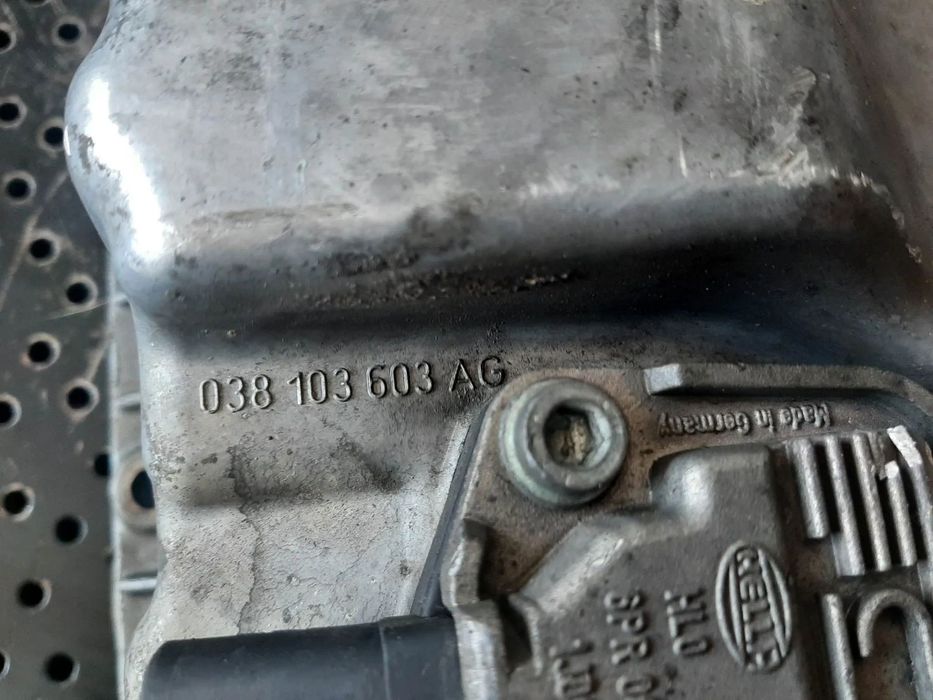 baie ulei 1.9 tdi bxe 2.0tdi bkd  seat altea 5p vw golf 5 passat  b6 038103603ag