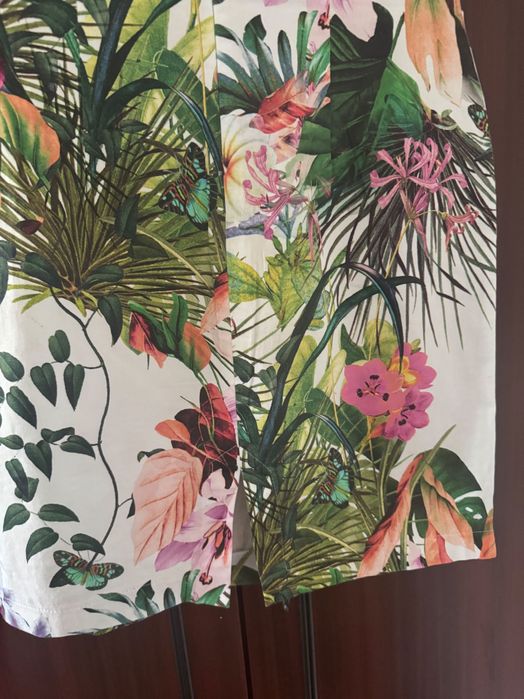 Рокля Daphne къса на цветя, размер: S