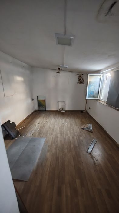 Spațiu de inchiriat
