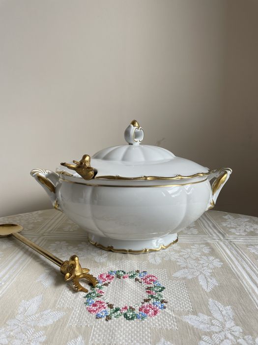 Порцеланов супник / различни видове