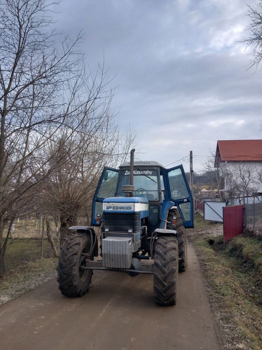 Vand ford tw10  in stare forte bună de functionare