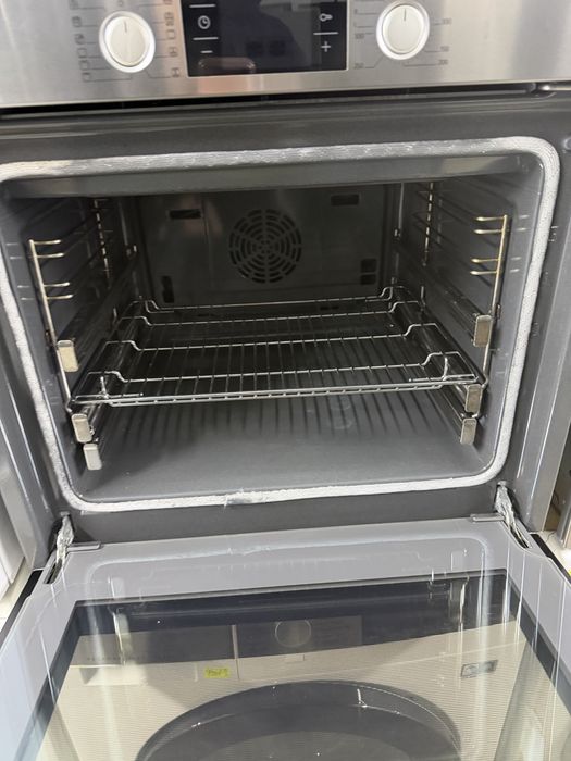 Фурна Bosch 70литра с телескопични водачи  Germany Гаранция