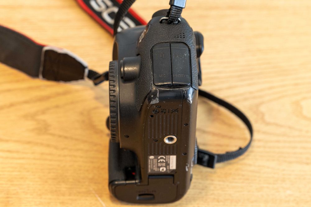 Aparat foto full frame Canon 6d mark I