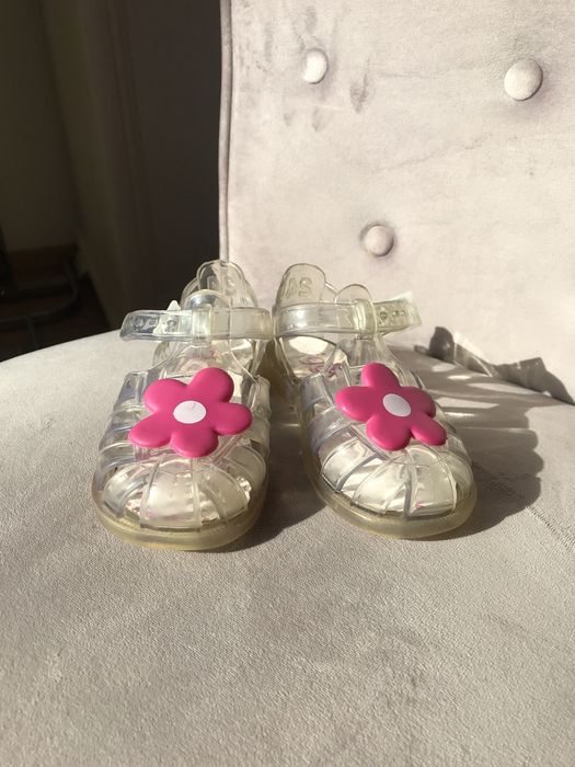 Sandale Igor, nr 23( 24 pe eticheta)