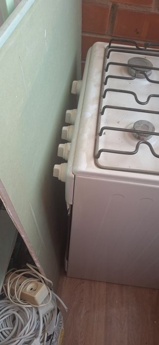 Продам газ плиту Лада