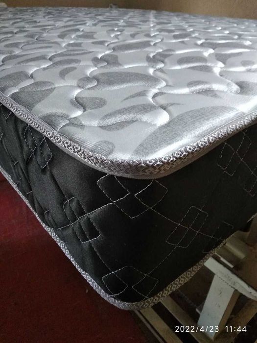 Matras har xil turdagi keng assortiment