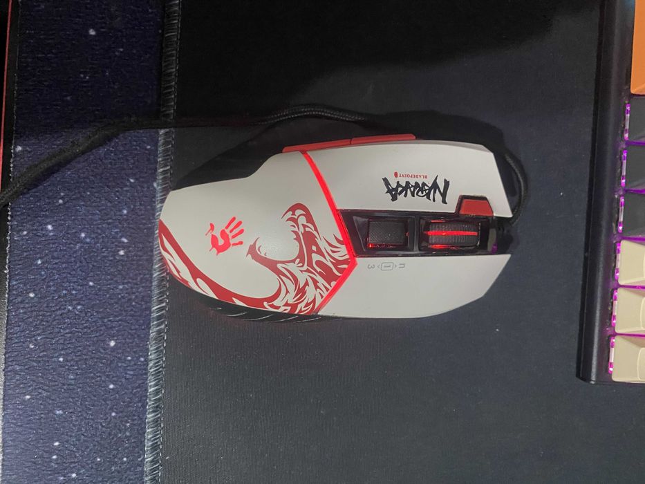 Мышь Bloody W95 Max Naraka белый