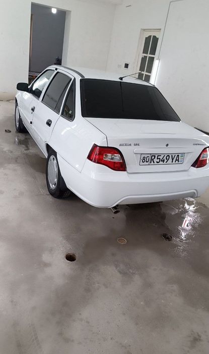 Шевралет Нексия    1.6 лукс