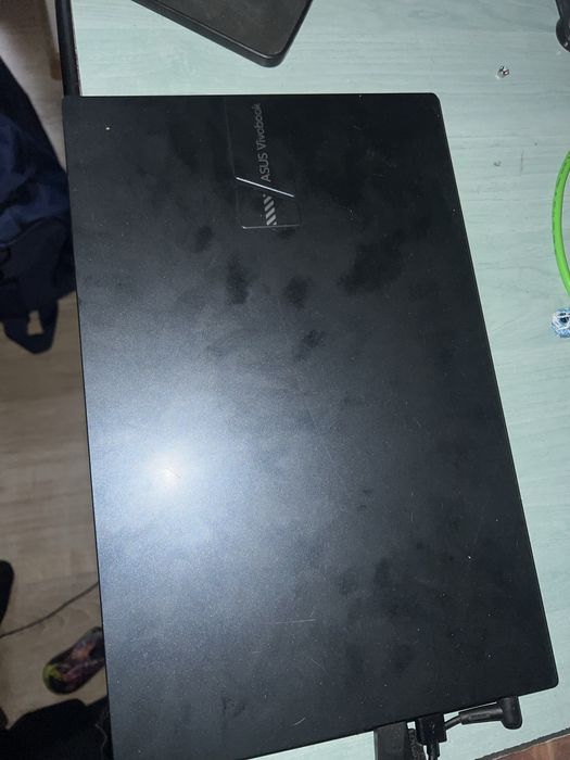 Vand laptop asus vivobook nou