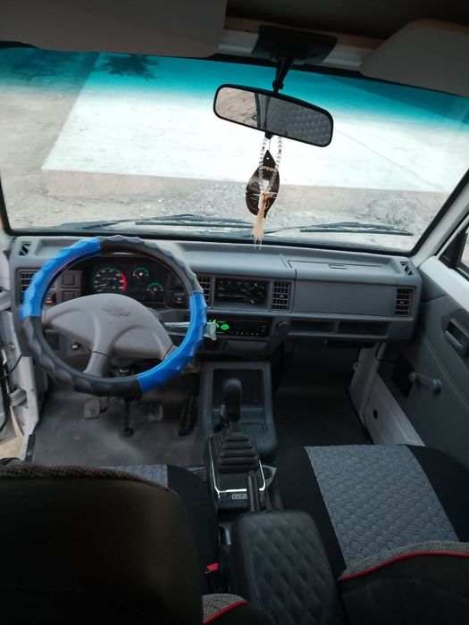 Дамас сотилади..