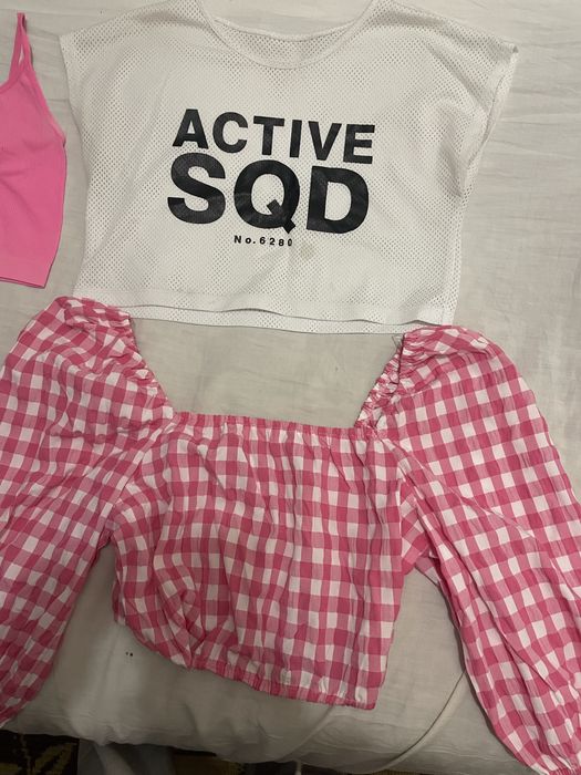 Дамски топове и тениски