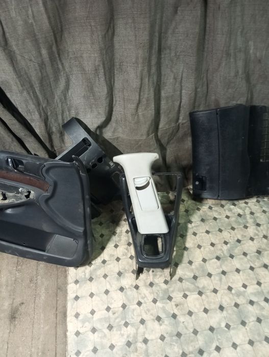 Продам Ауди А4 на запчасти