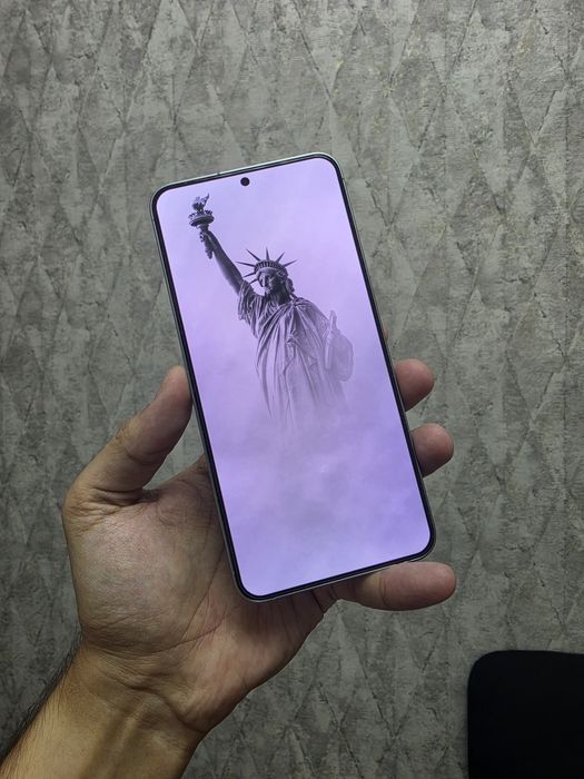 Galaxy s25+ Ideal.  12/256