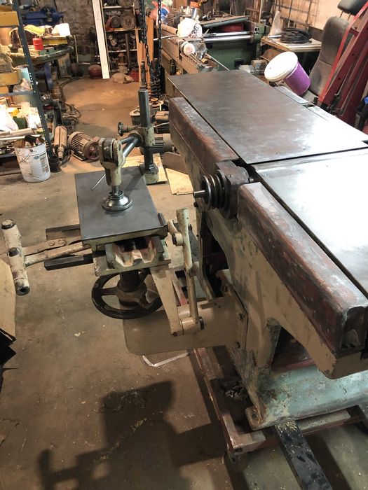 Абрихт чугунен 42см, дърводелска машина планя, рендосвачка