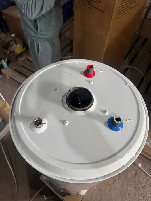 Газовый бойлер напольный накопительный  200 литр Chaffoteaux