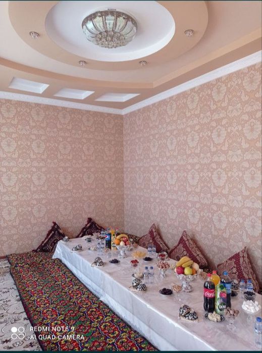 Уй сотилади 8 сўтик