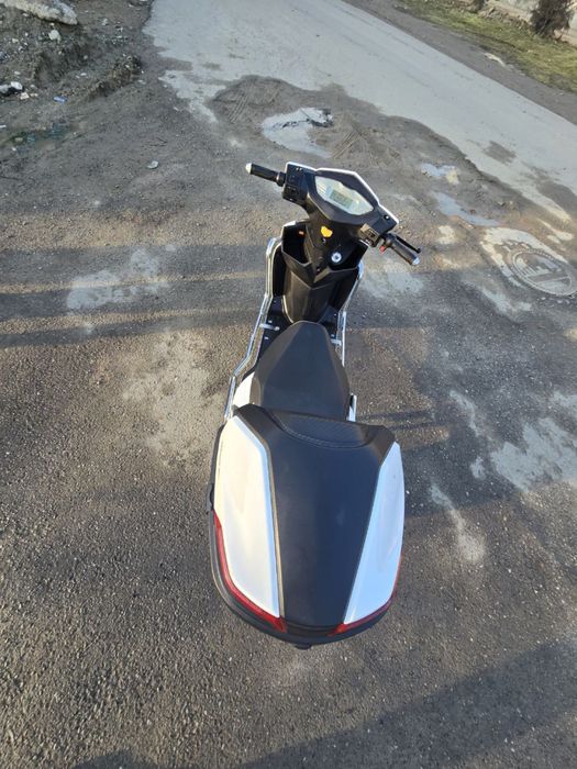 Электро скутер срочна прадается