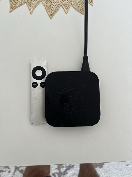 apple tv тв пииставка