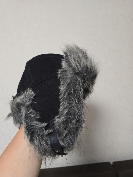 Продам шапки на мальчиков бу