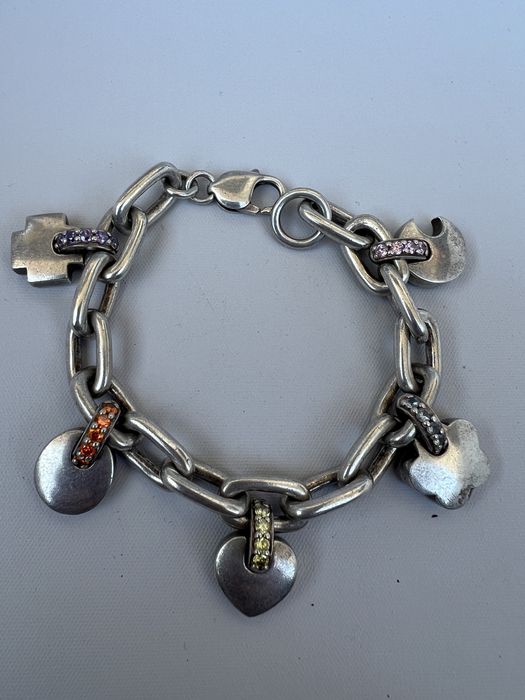Bratara din argint cu charmuri