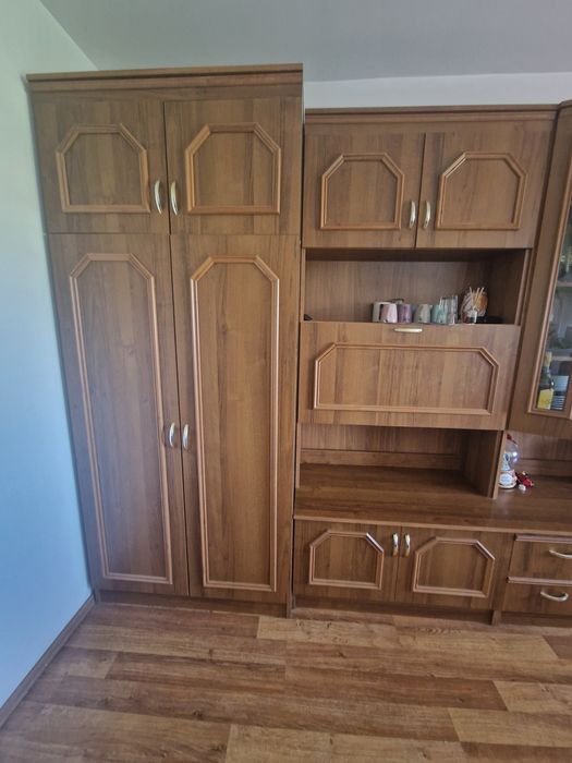 Urgent!  mobilă de sufragerie