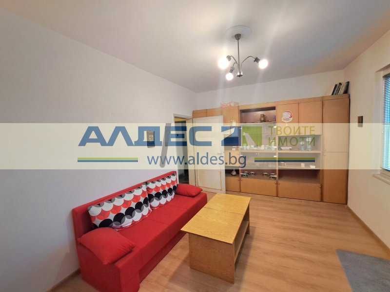 Продава се Двустаен апартамент в София, Оборище - 65 кв.м за 4077 €/кв.м - Снимка #1