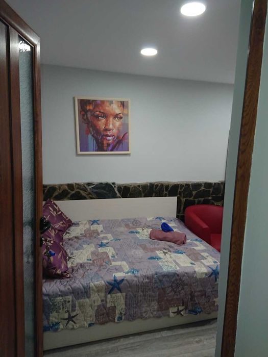 Дава се под наем Едностаен апартамент в Пловдив, Гагарин - 25 кв.м за 306 € - Снимка #4