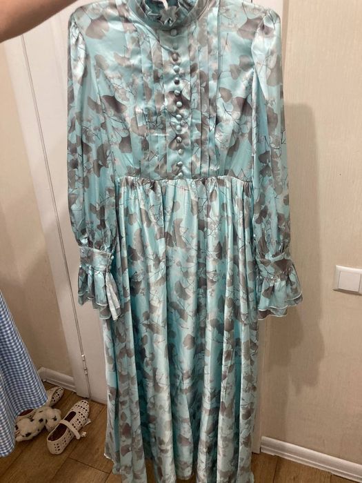 Көк түсті көйлек