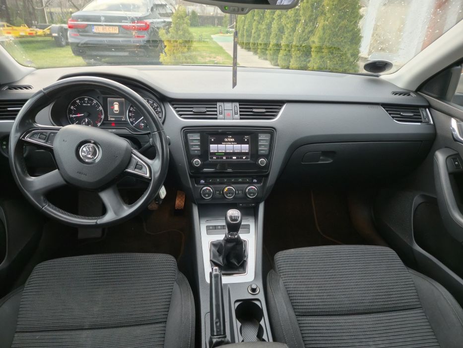 Skoda octavia 3 Elegance Recaro 1.2 tsi 4cilindree  105cp 212.000 km